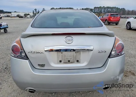 2011 Nissan Altima Base z USA, uszkodzony, nr VIN 1N4AL2AP9BN506862